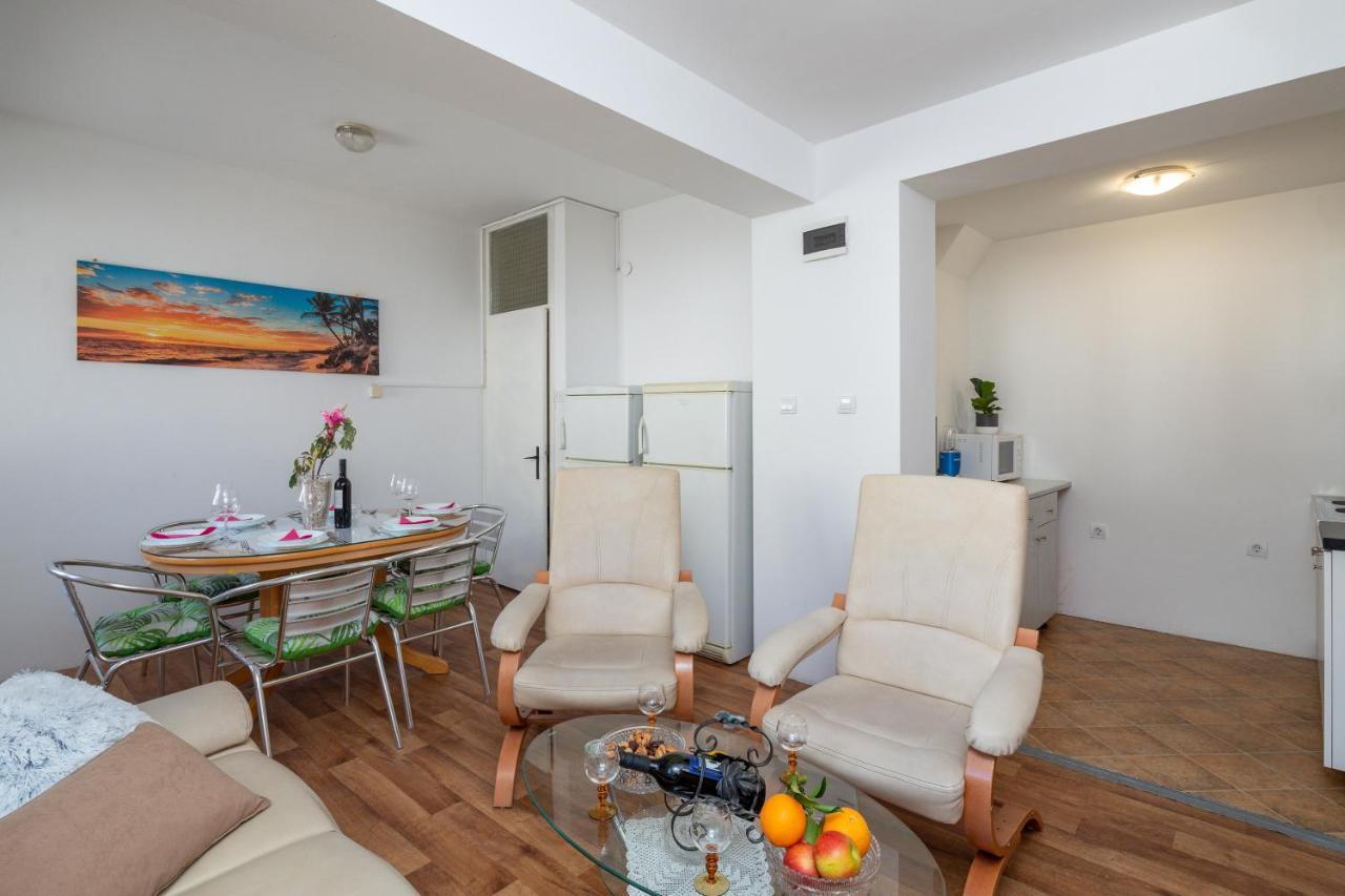 Beach Apartments "Bili Cvitak" Duće Extérieur photo